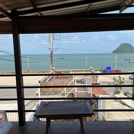 Bed and Breakfast Grandmabalcony Prachuap Khiri Khan Esterno foto